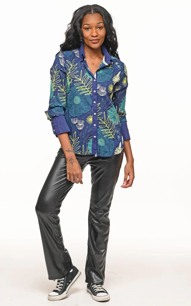 Gretchen Womens Button Down Shirt in Portland