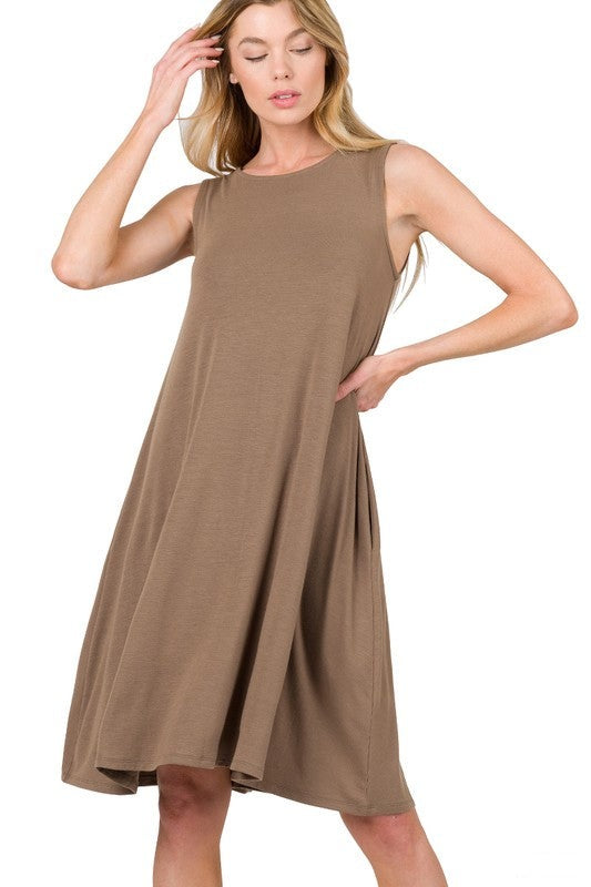 Sleeveless Flared Dress with Side Pockets