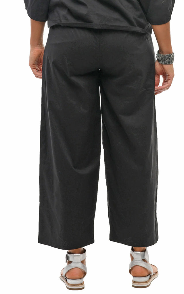 Metro Pant Womens Pants in Solid Black Cotton