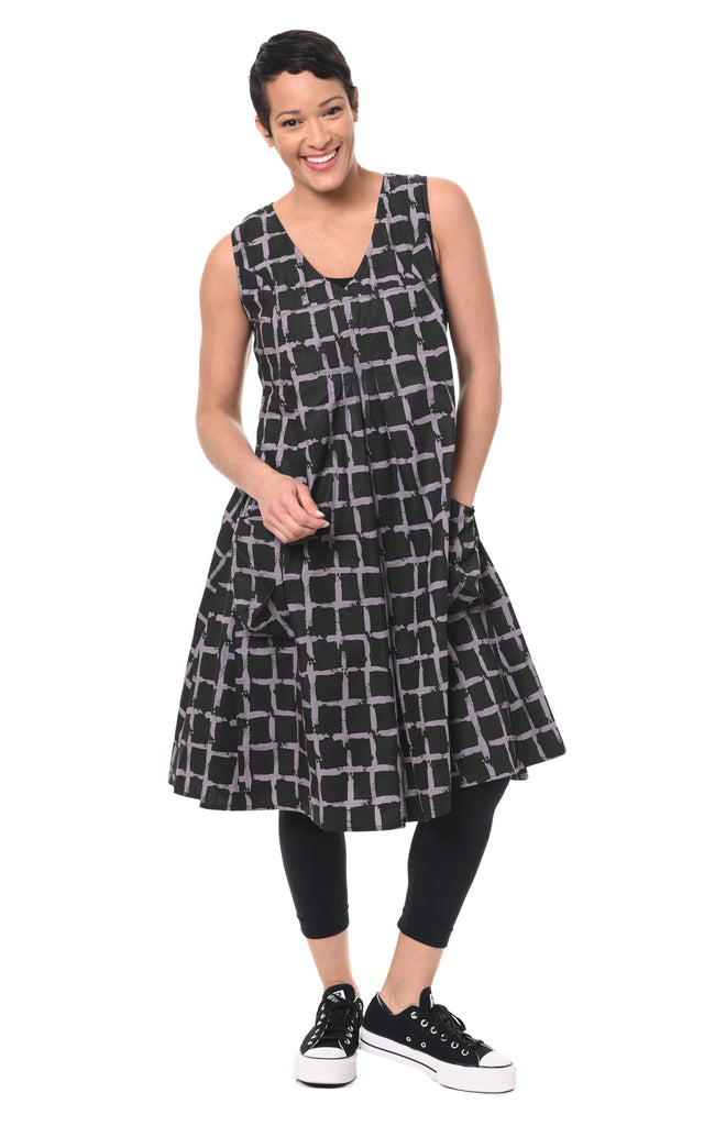 CV656 Poppie Dress in Black Gray Dissolve*
