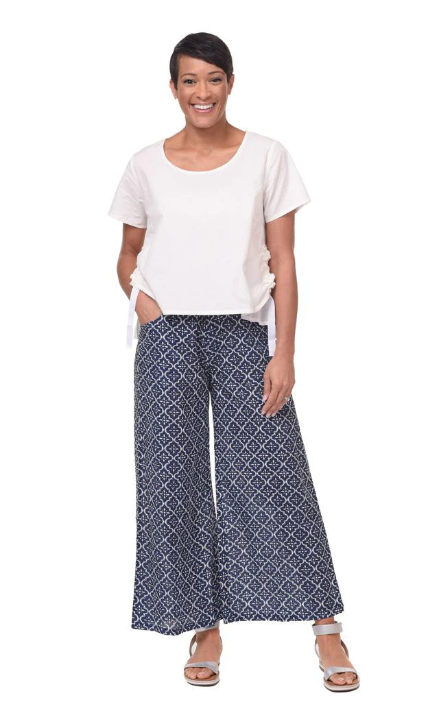 Gwyneth Womens Short Sleeve Pullover Top in White