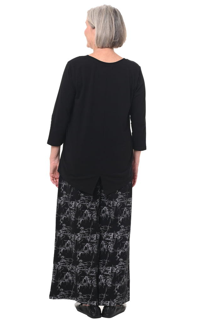 Kelly Womens Pullover Tunic in Black