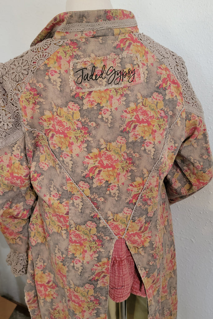 Jaded Gypsy Taken Aback Floral Womens Jacket