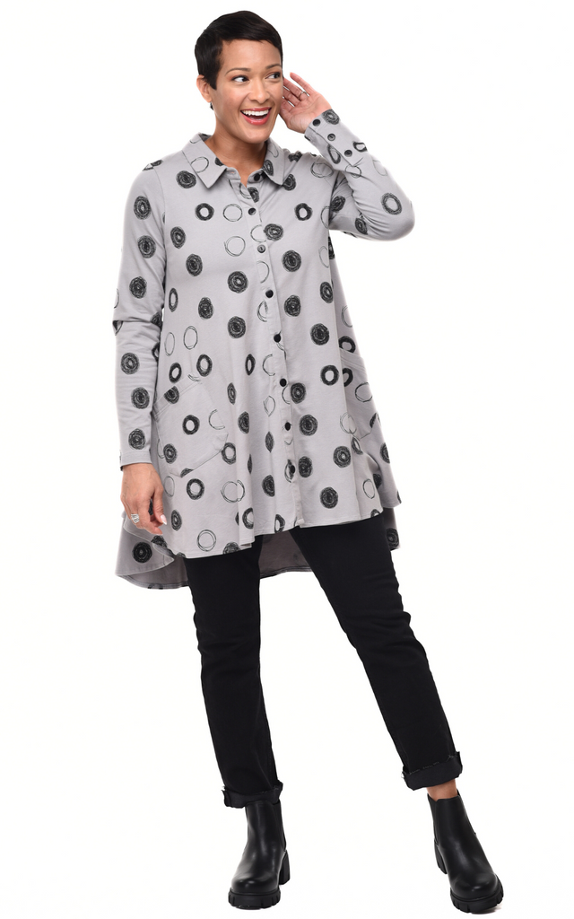 Lauryn Womens Tunic in Gray Crazy Circles