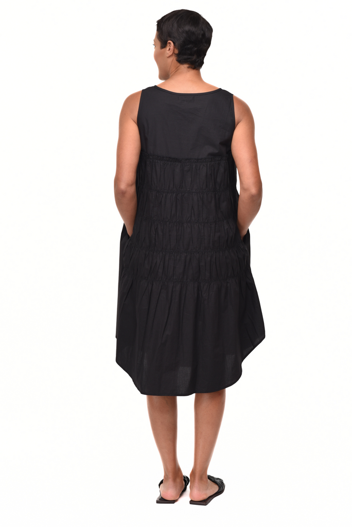 Teri Women's Sleeveless Dress in Black