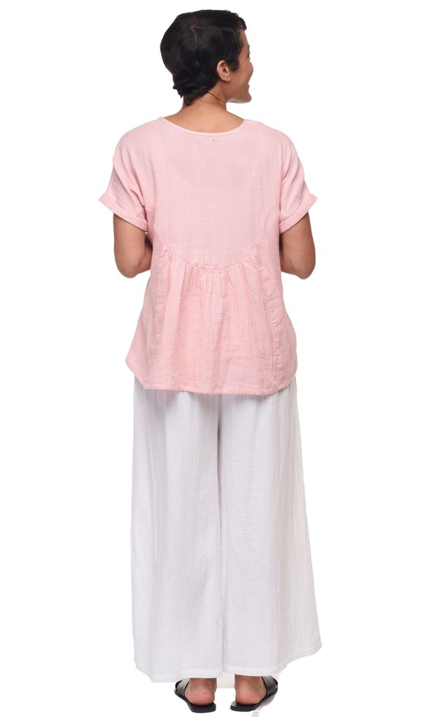 Destination Womens Short Sleeve Top in Peony