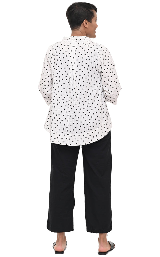 Grayson Womens Pullover Top in White Black Seersucker Dot