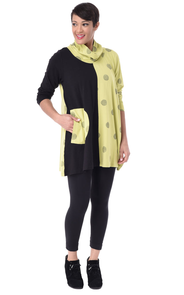 Blakely Womens Tunic in Green Thumbprint